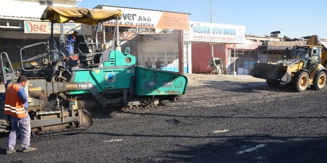 Batman Sanayi Sitesi 20 Yıl Sonra Asfalta Kavuştu