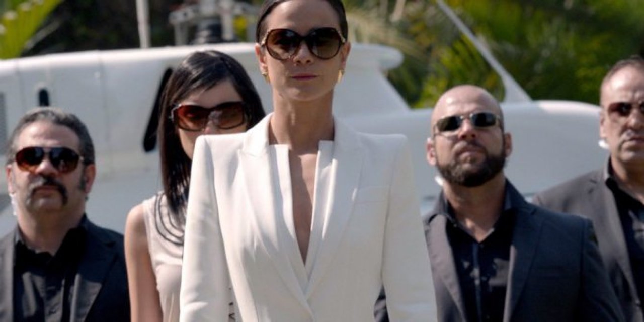 Queen of the South 5. Sezon 10. Bölüm Fragmanı İzle