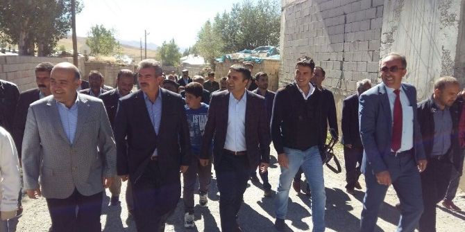 Muhtardan Örnek Davranış