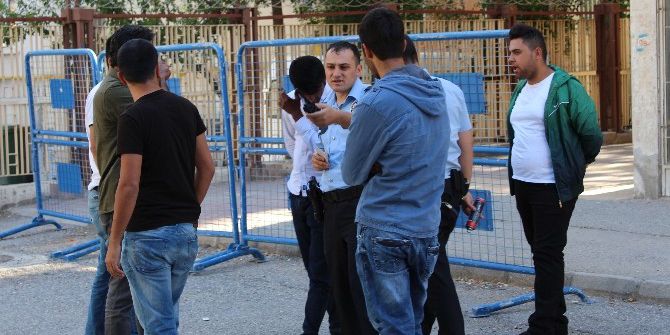 Siyasi Zannettiler Aşk Sözleri Çıktı