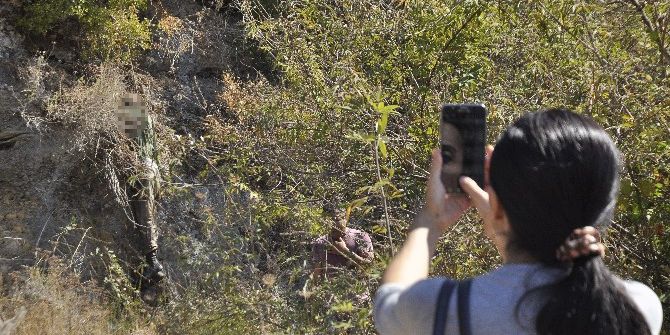 Kayıp Adamın Cesedi Uçurumda Asılı Bulundu