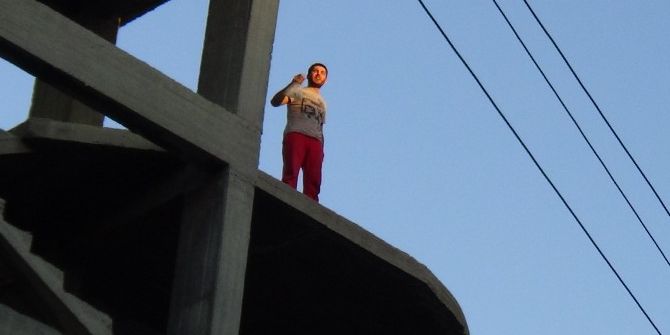 Uyuşturucu Bağımlısı Genç İntihara Kalkıştı