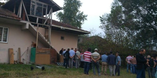 17 Yaşındaki Genç İntihar Etti