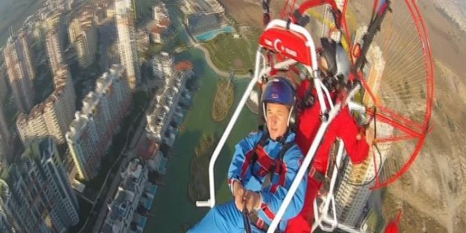Paramotoru Kendisi İmal Etti, Şimdi Kuşlar Gibi Uçuyor...