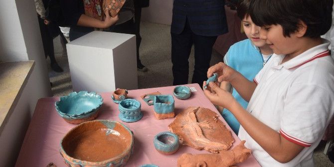 Çocuk Üniversitesi Yaz Boyunca Çocukları Bilgisayar Ekranından Kurtardı