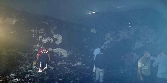 Fabrikada Korkutan Yangın