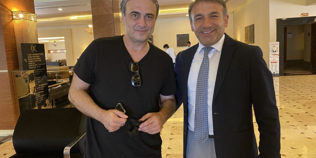 Kutsi, Cana Yakın Tavırlarıyla Dikkat Çekti