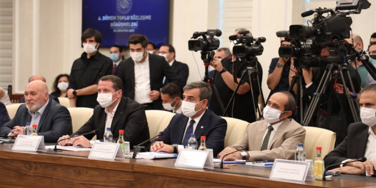 Memurlar Yüzde 21 Zam İstedi
