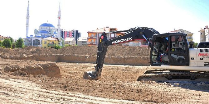 Karaman Belediyesi 24 Derslikli Okul İnşaatına Başladı