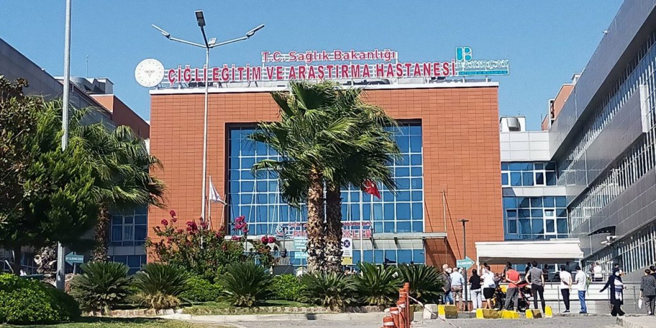 Hemşireye Öpücük Tacizi !