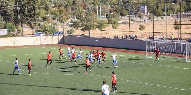 Şehitkamil Belediyespor Malatya’yı Eli Boş Gönderdi