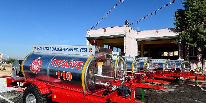 Büyükşehir Belediyesi’nden 10 Mahalleye Su Tankeri