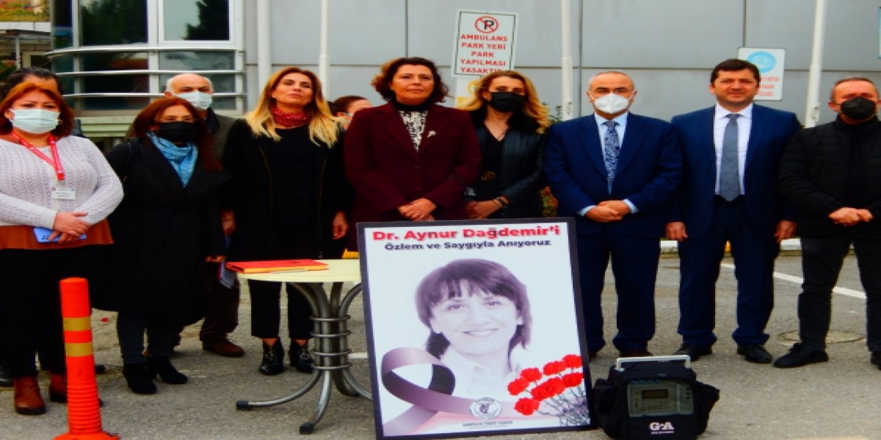 Dr. Aynur Dağdemir Anıldı