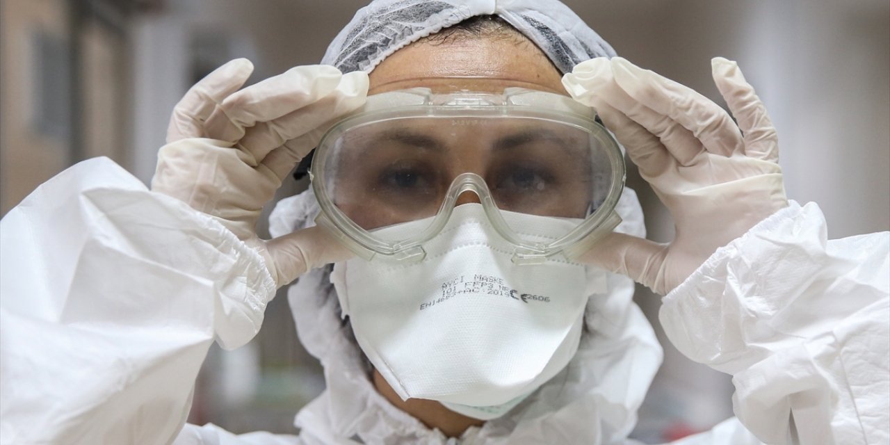 Doktor Ve Sağlık Personeline Zam Haberi Balon Çıktı !
