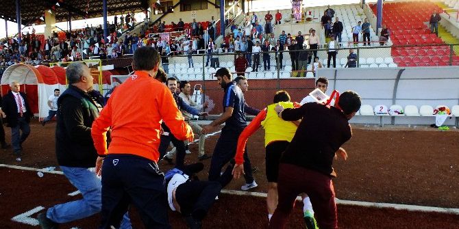 Bal’da Olaylı Maç