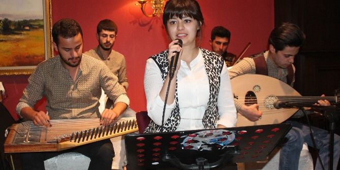 Elite World Van Hotel’de Fasıl Ve Nostalji Geceleri