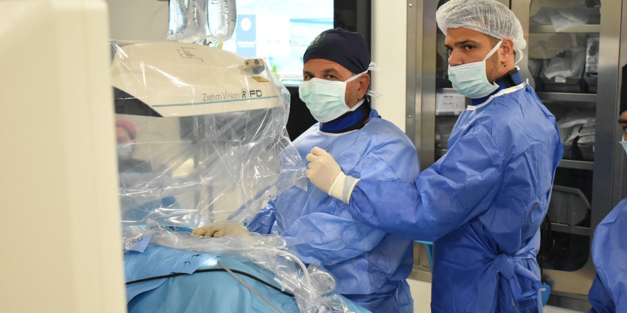 Tek Operasyonda Tüm Böbreğini Dolduran Taşlardan Kurtuldu !