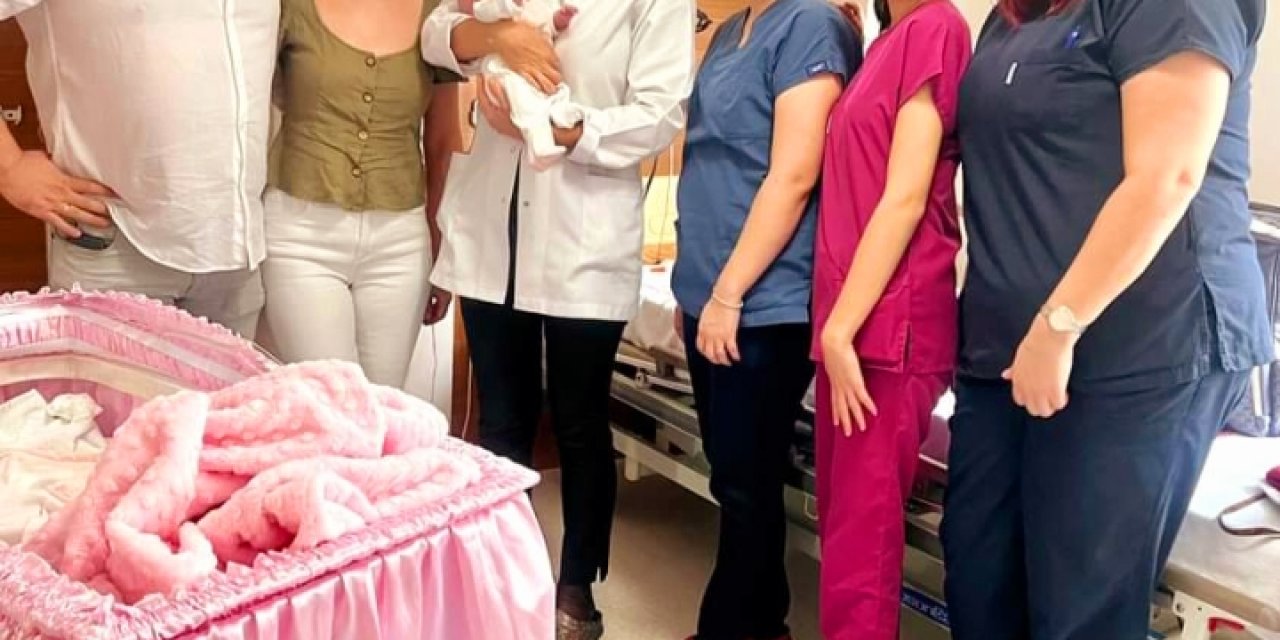 Duygu Ve Asil Yıldırım Çiftinin Bebek Sevinci