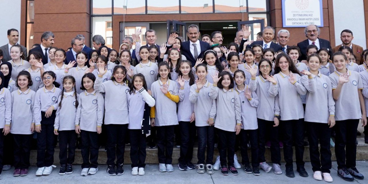 Zeytinburnu Kız İmam Hatip Lisesi Açıldı