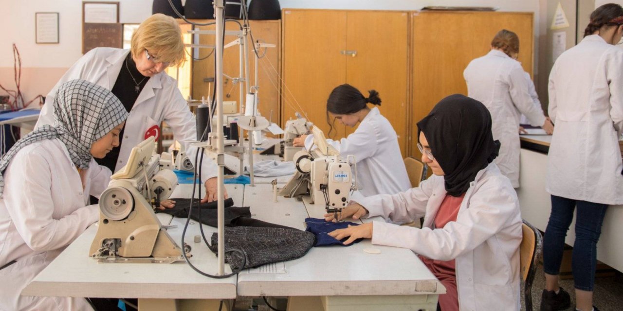 Halk Eğitimi Kurslarından 10 Milyon Kişi Yararlandı