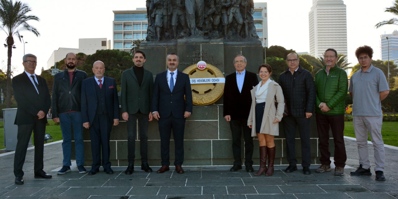 Diş Hekimleri Ata’nın Huzurunda Buluştu