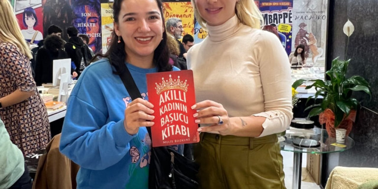 İzmirli Yazar Bozkurt’a Okuyucu İlgisi