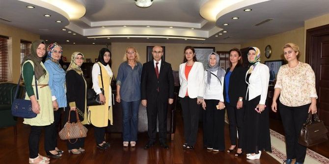 Ak Parti Seyhan İlçe Kadın Kolları Vali Demirtaş’ı Ziyaret Etti