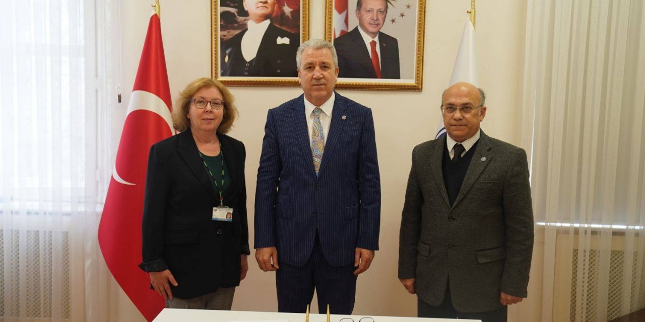Uluslararası Bilim Ekibi Kum Sineklerinden Bulaşan Hastalıklara Karşı Projeye İmza Attı