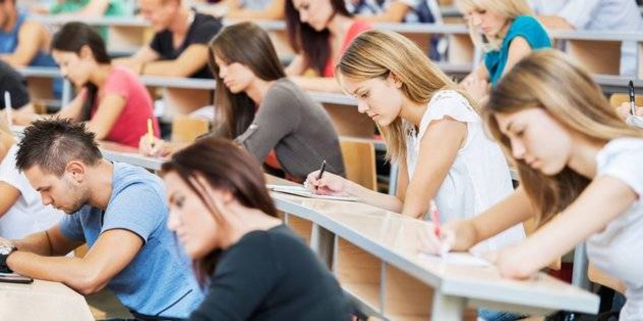 Yök’ten Lisans Ve Lisansüstü Öğrenci Burslarına Zam