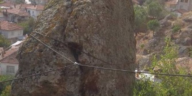 Çarkaca’da Leylek Kayası’na İmece İle Yol Yapıldı