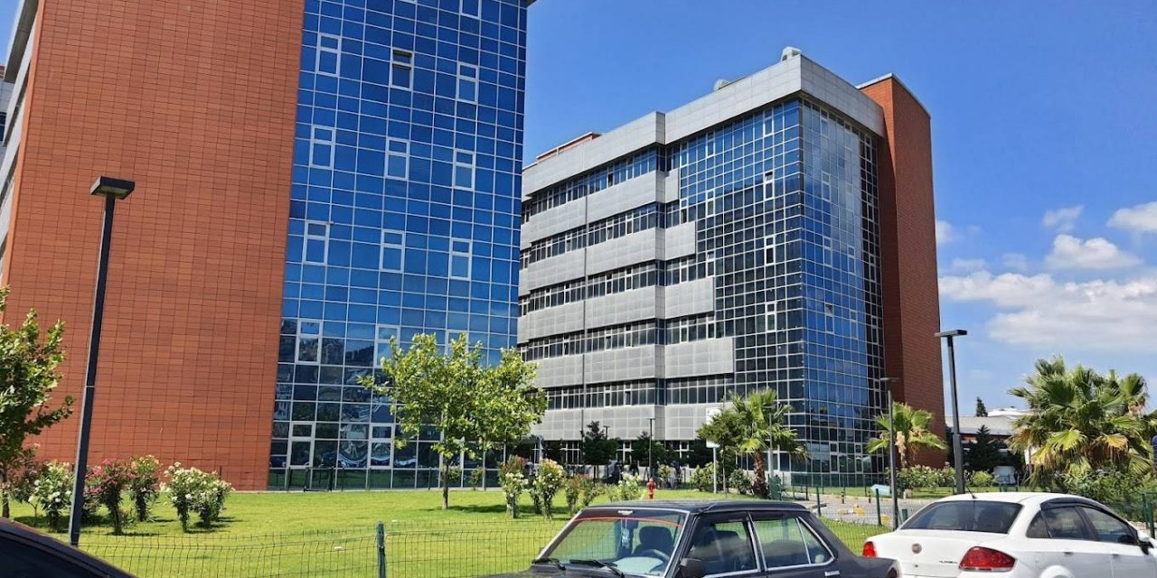 Çiğli’de Hasta Şikayeti Üzerine Sağlık Memuruna Rüşvet Soruşturması Açıldı