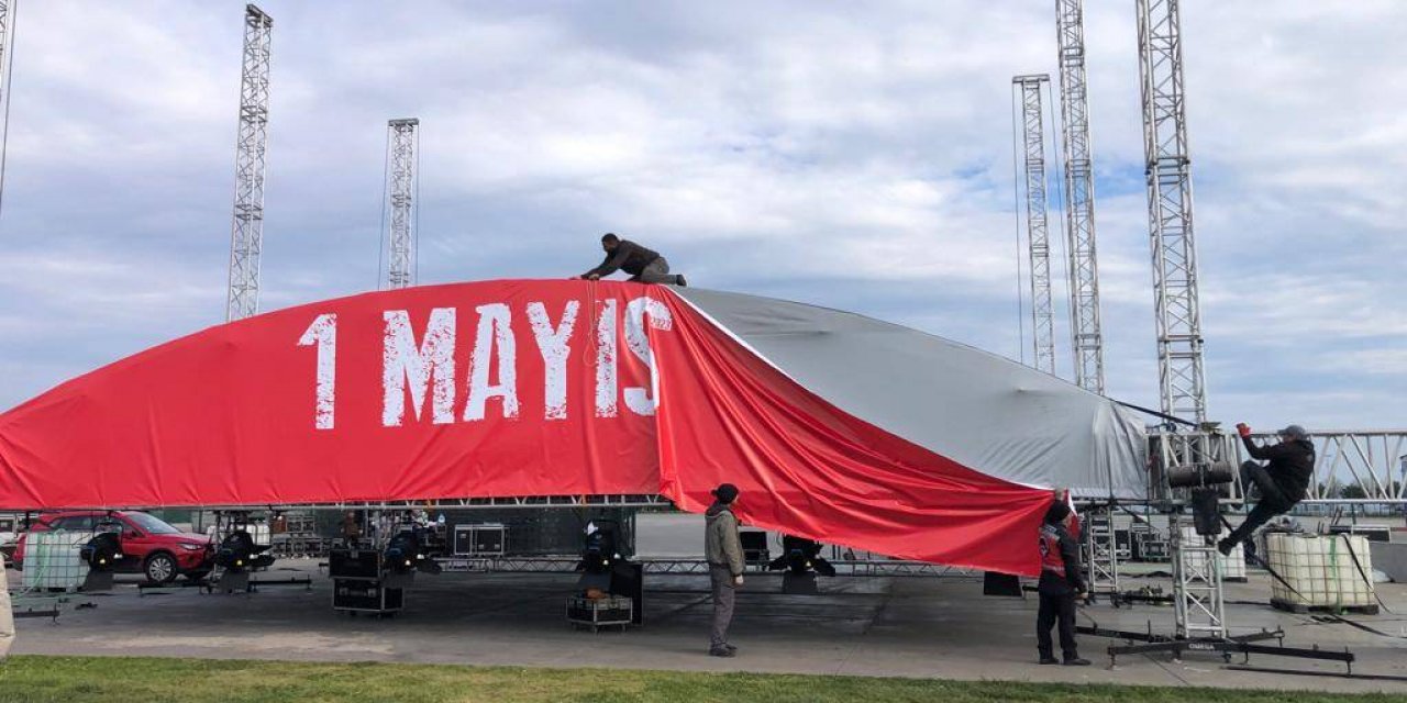 Yaşasın 1 Mayıs! Emekçiler Bugün Meydanlarda!