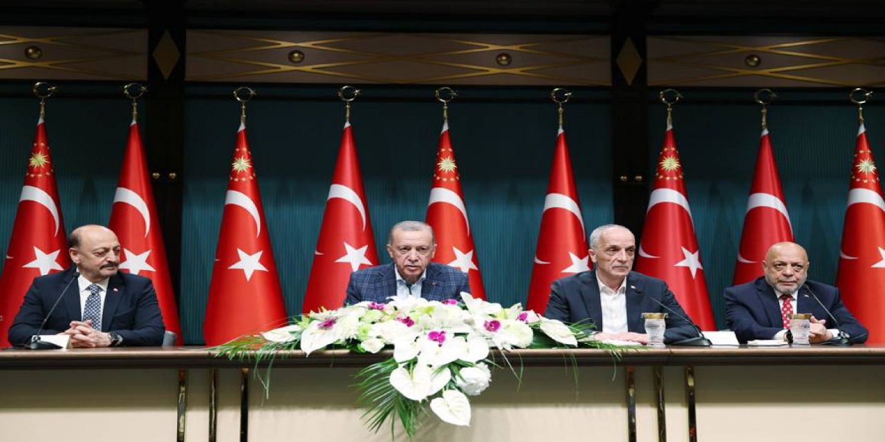 Kamu İşçisine Yüzde 45 Zam Yapıldı