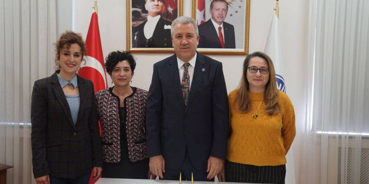 Egeli Akademisyenden Meme Kanserine Karşı Endemik Bitki Türü Araştırması