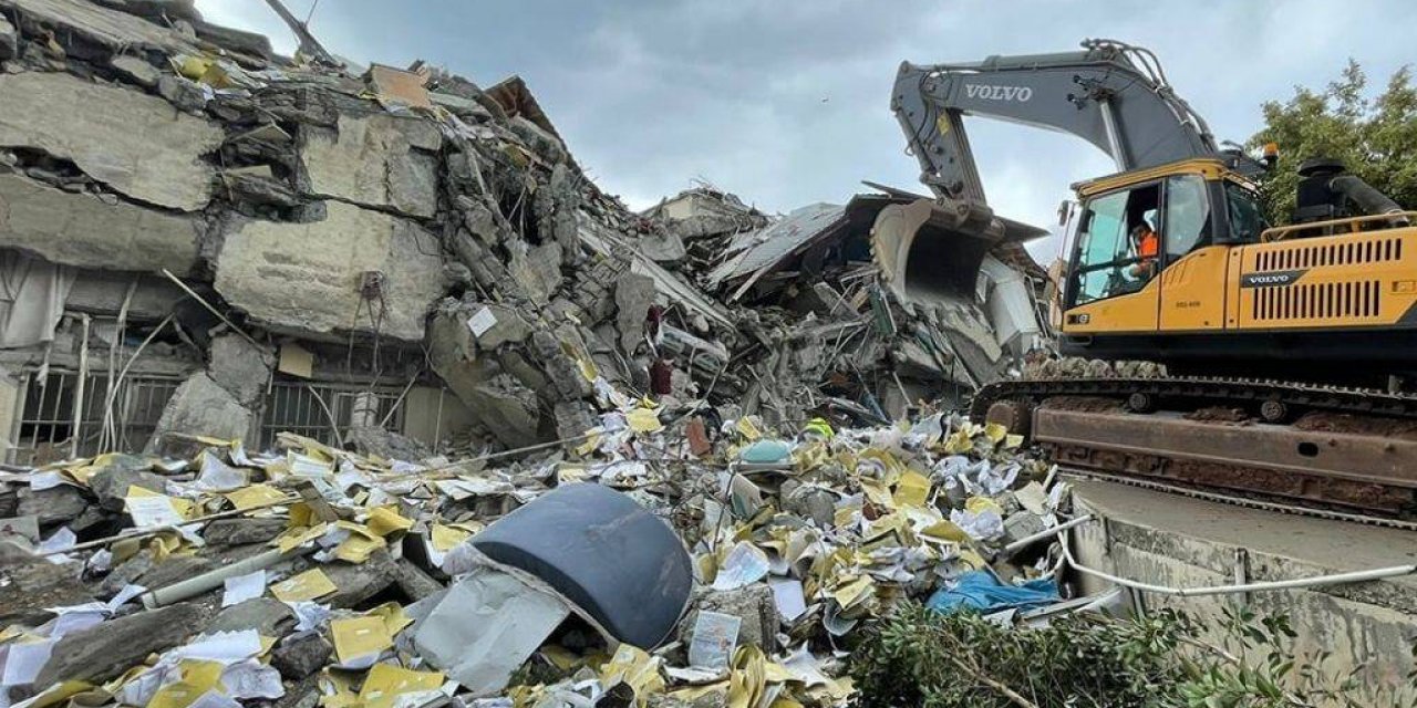 Aile Hekimlerine Ve Sağlık Çalışanlarına Deprem Tazminatı Yok!