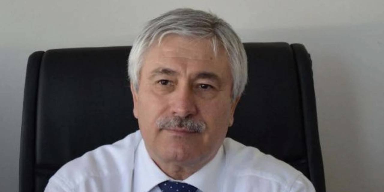 Eü Eski Rektörü, Fetö Şüphelisi Prof.dr. Cüneyt Hoşcoşkun Yakalandı