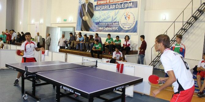 Masa Tenisi Gurup Seçmeleri Yapıldı