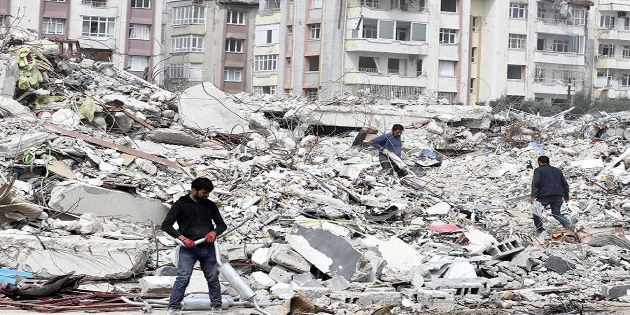 “depremzede Çocuklar Güvenli Şehirlere Nakledildi”
