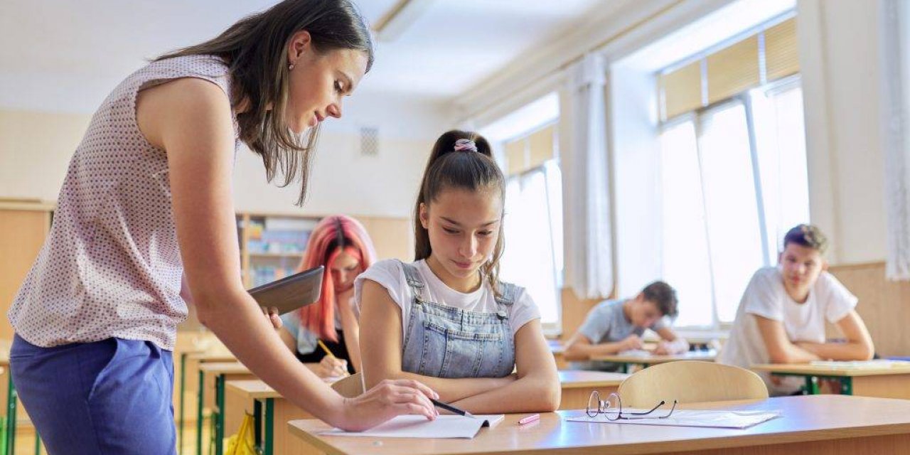 Dikkat Çeken Beyaz Önlük Açıklaması