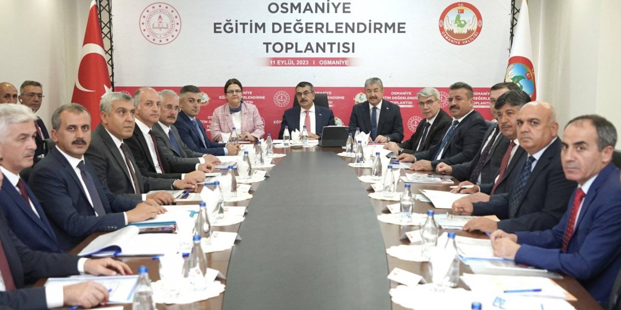 Bakan Tekin, Osmaniye’de İl Eğitim Değerlendirme Toplantısına Katıldı