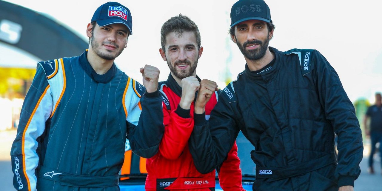 İzmirli H2k Racing Team Körfez’de Kupalara Ambargo Koydu