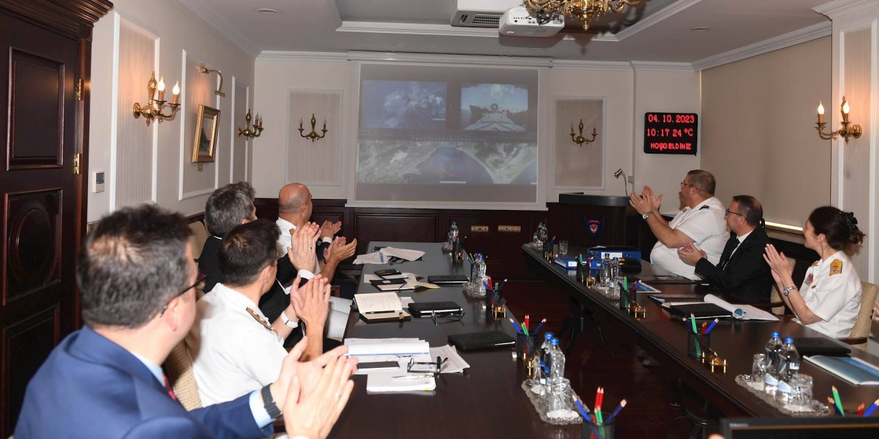 Dünyada İlk Defa İnsansız Deniz Aracı Ve İha Müşterek Operasyon !