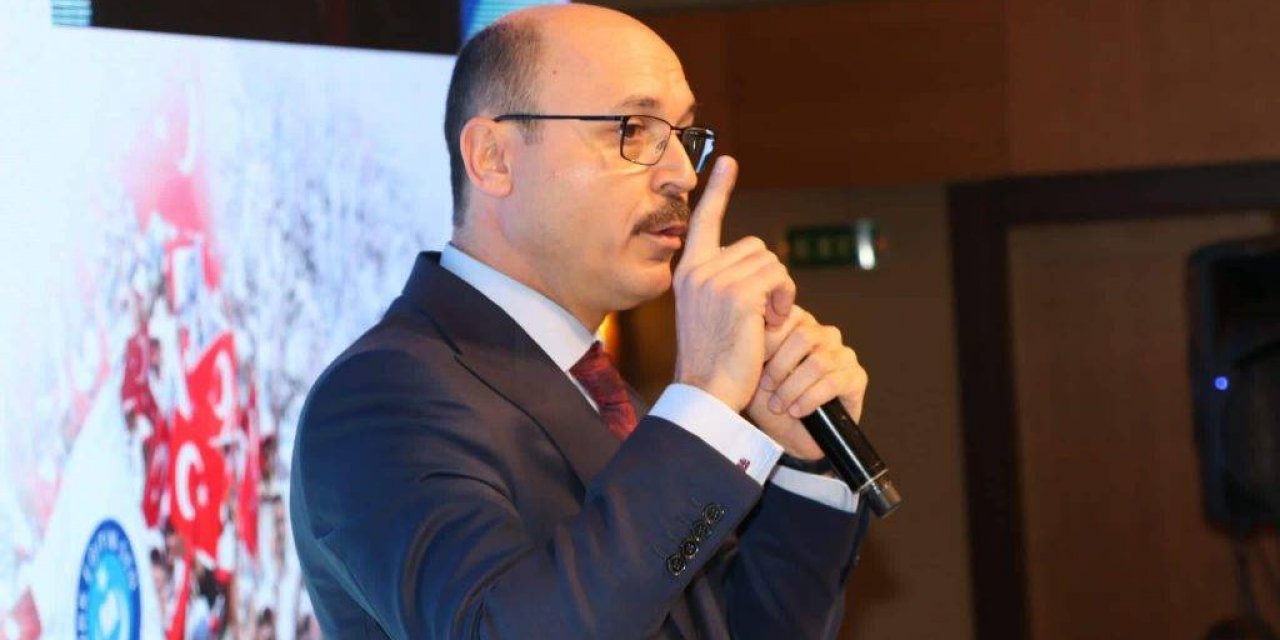 “kamu Yöneticileri Stk Ve Vekiller Aracılığıyla İle Göreve Geliyor”