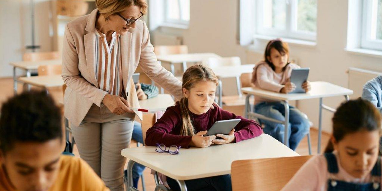 Bakan Tekin’den Öğretmenlere Alan Değişikliği Müjdesi!