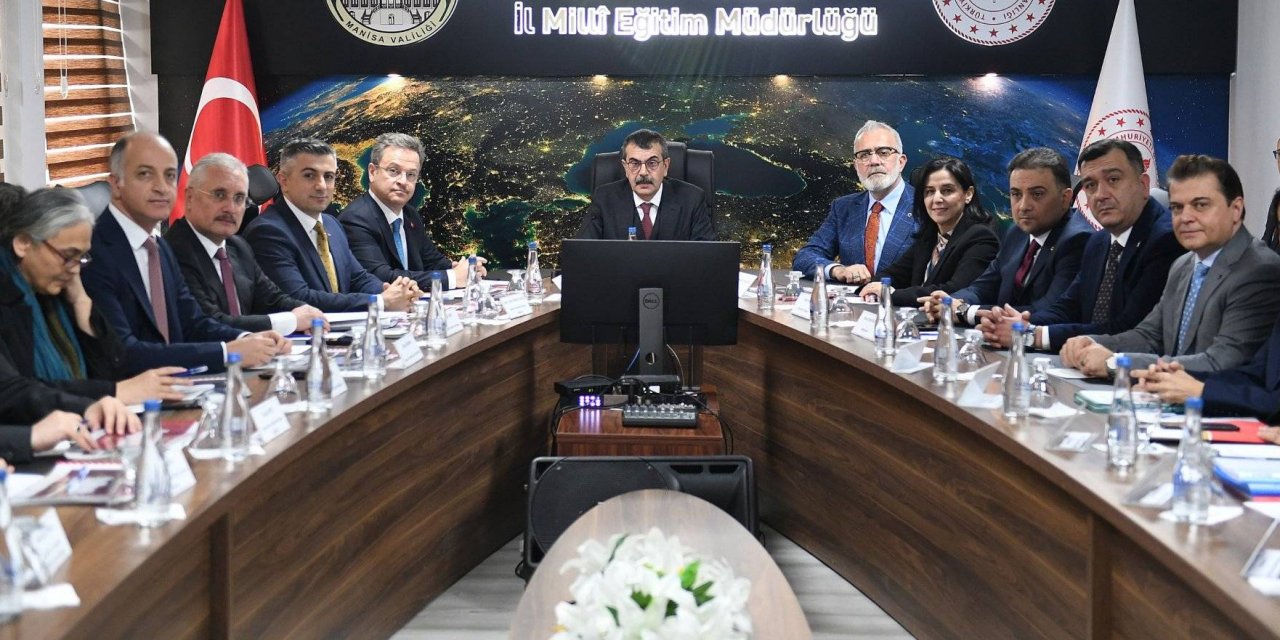 Bakan Tekin : “başka Ülkede Devrim Yapılmış Denir!”