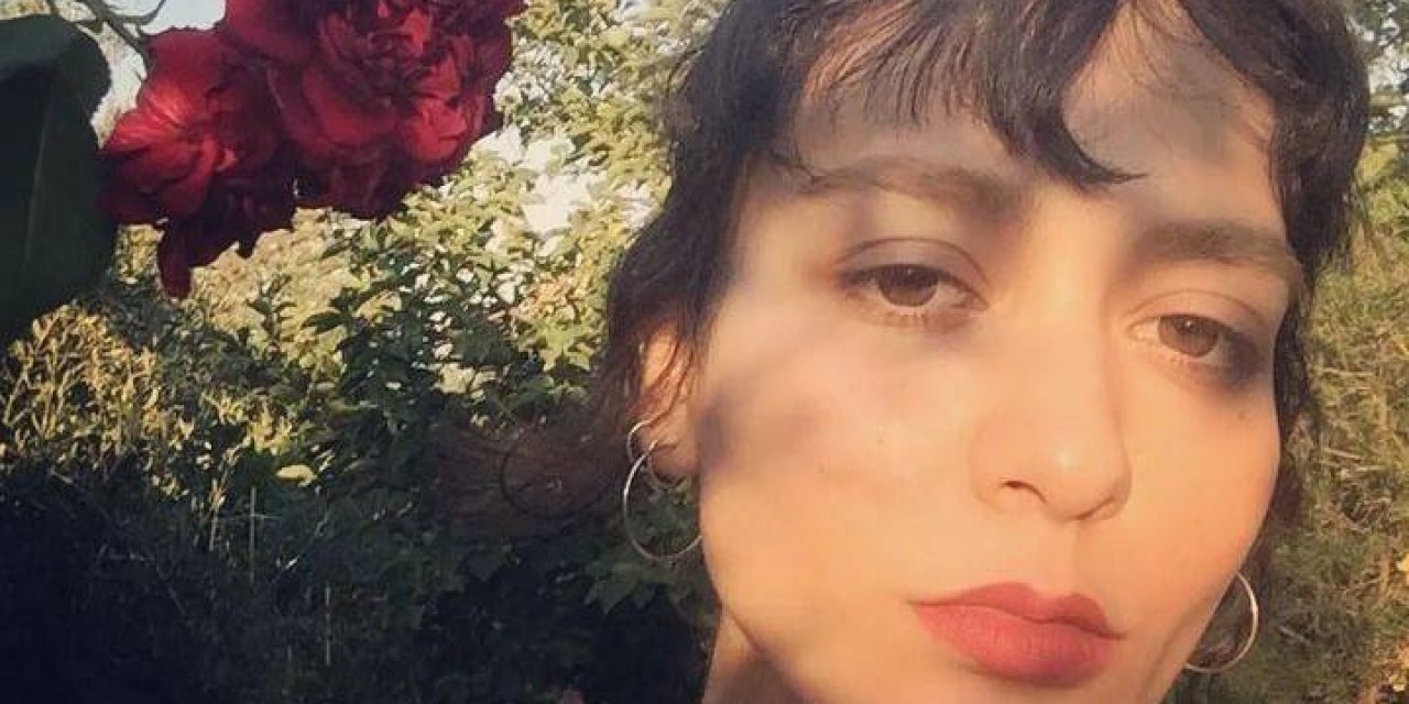 İyte Mimarlık Öğrencisi Gökçe Bebeci Evinde Ölü Bulundu !