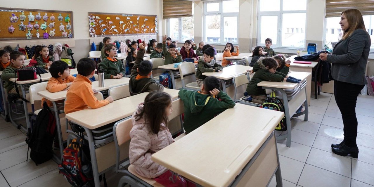 Yurt Dışında Görevlendirilecek Öğretmenlerin Sınav Sonuçları Açıklandı