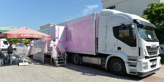 Pembe Prenses ‘Kanser Tarama Tır’ı Muratpaşa’da