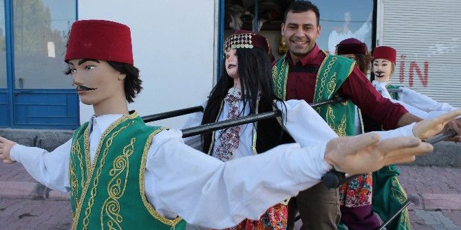 Yetenek Sizsiniz’in Kukla Sanatçısı Adem Ocaktan: "Bu İşleri Yaptığım İçin ’Deli’ Diyorlardı"