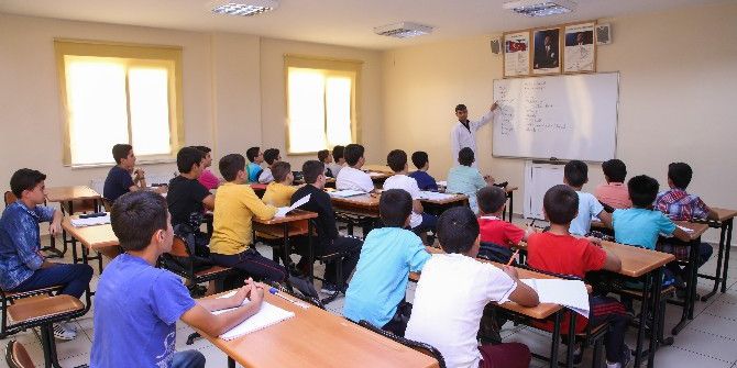 Şehitkamil 14 Bin 500 Öğrenciye Destek Verecek